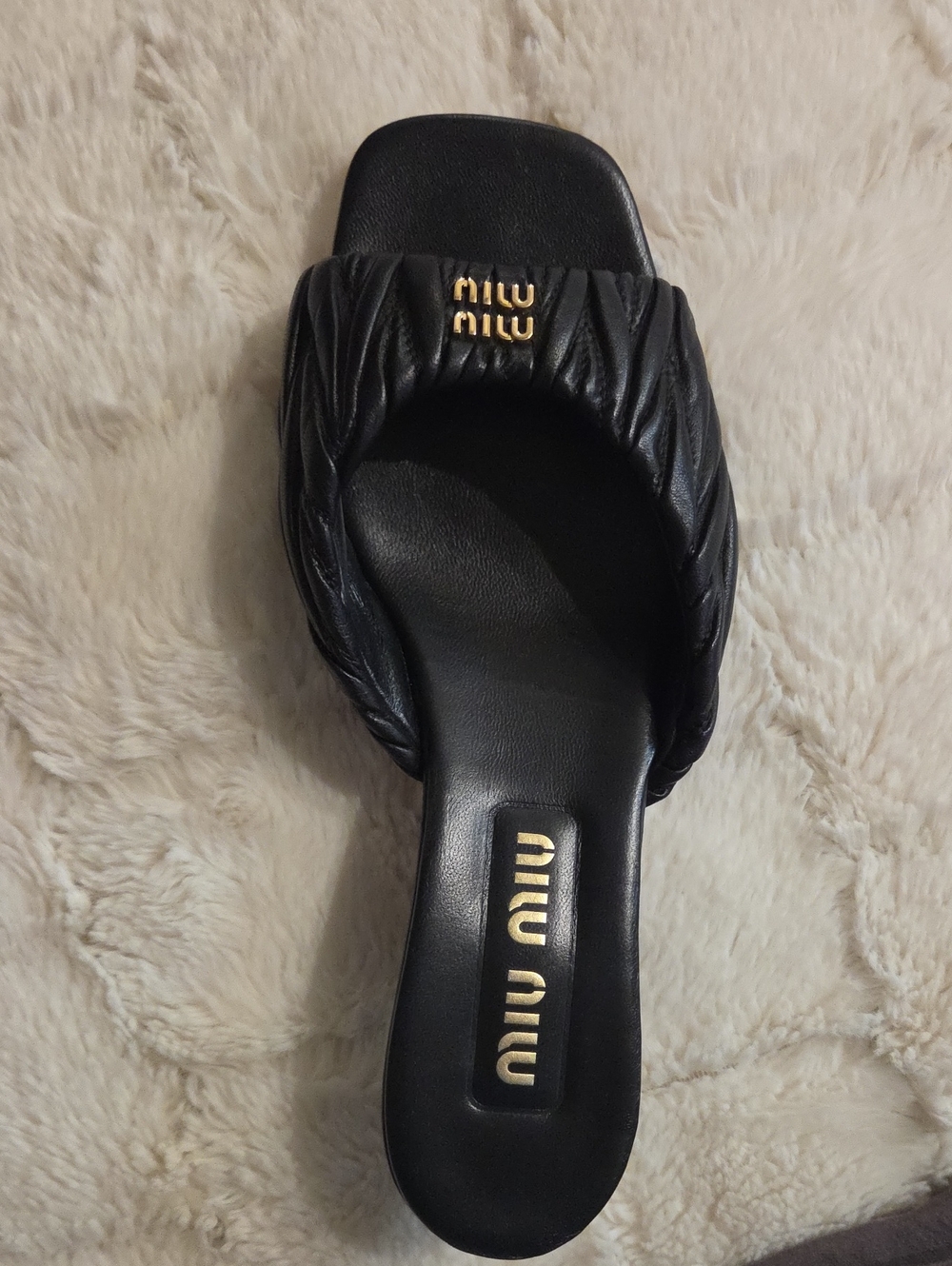 RIGHT SHOE ONLY"-Miu Miu Women's Matelassé Nappa Leather Slide KITTEN heel